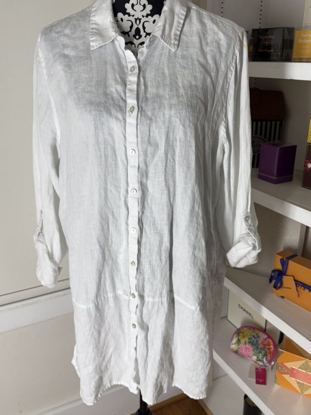 Tahari Essentials 100% Linen Lagenlook Corpcore White Button-Down Shirt